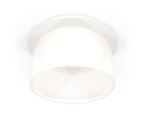 Точечный светильник Techno Spot XC6512069 Ambrella Точечный светильник Techno Spot XC6512069 Ambrella