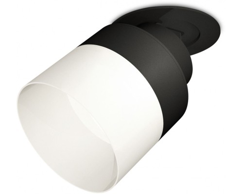 Точечный светильник Techno Spot XM8102521 Ambrella Точечный светильник Techno Spot XM8102521 Ambrella