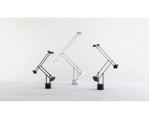 Офисная настольная лампа Tizio A009030 Artemide Офисная настольная лампа Tizio A009030 Artemide