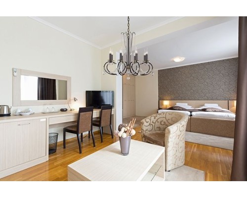 Подвесная люстра Casabona Casabona E 1.1.8.501 B Arti Lampadari Подвесная люстра Casabona Casabona E 1.1.8.501 B Arti Lampadari