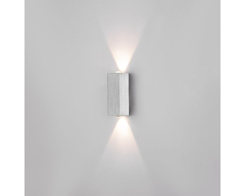 Настенный светильник Petite 40110/LED сталь Elektrostandard Настенный светильник Petite 40110/LED сталь Elektrostandard