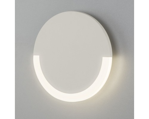 Настенный светильник Radiant 40147/1 LED белый Eurosvet Настенный светильник Radiant 40147/1 LED белый Eurosvet