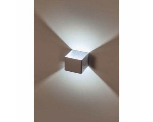 Настенный светильник GEOMETRY IL.0014.0003 WH Imex Настенный светильник GEOMETRY IL.0014.0003 WH Imex