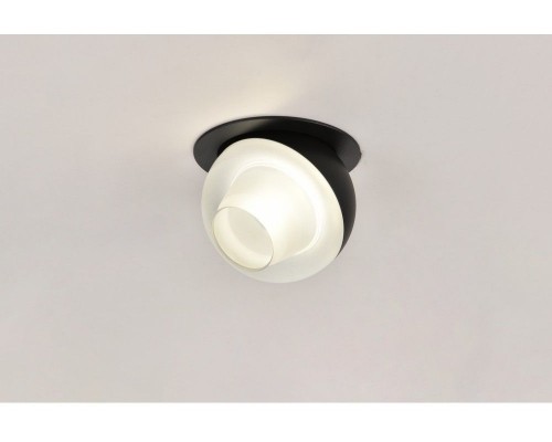 Точечный светильник Mantova OML-103019-08 Omnilux Точечный светильник Mantova OML-103019-08 Omnilux