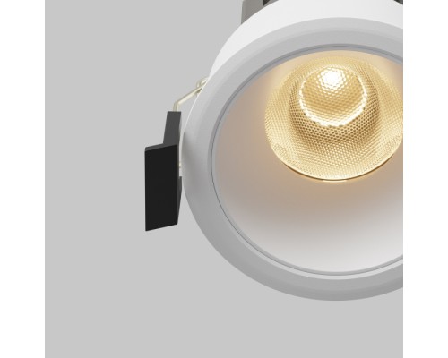 Точечный светильник Dip DL123-10W-3K-W Maytoni