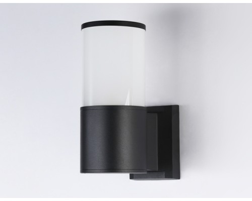 Настенный светильник уличный GARDEN ST2451 Ambrella