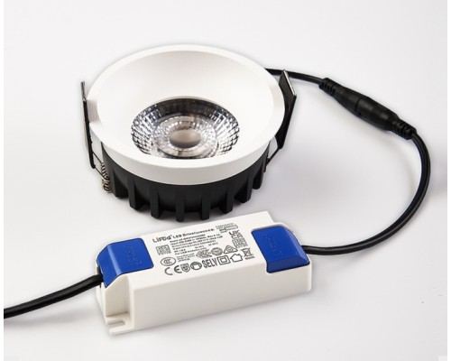 Точечный светильник  IT08-8032 white 3000K Italline