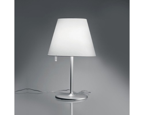 Интерьерная настольная лампа Melampo 0710010A Artemide