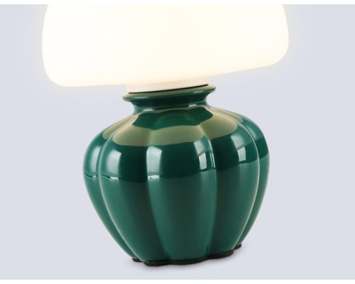 Интерьерная настольная лампа High Light LH53249 Ambrella