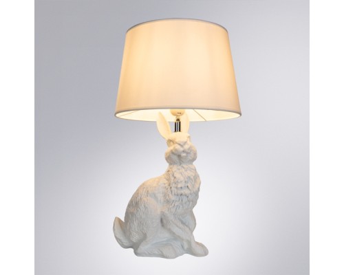 Интерьерная настольная лампа Izar A4015LT-1WH Arte Lamp