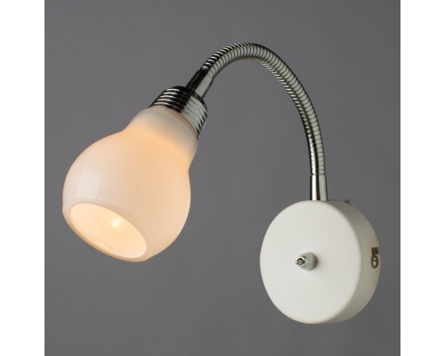 Бра Lettura A5271AP-1WH Arte Lamp