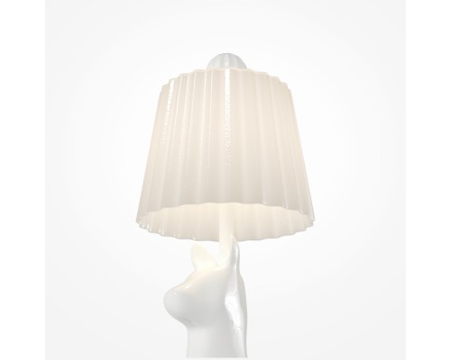 Интерьерная настольная лампа Senor Alpaca MOD377TL-L5W3K Maytoni