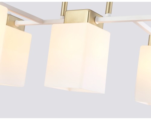 Потолочная люстра TRADITIONAL TR303047 Ambrella